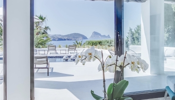 Resa Estates Ibiza can Viv tourist license sale koop terrace and views.jpg